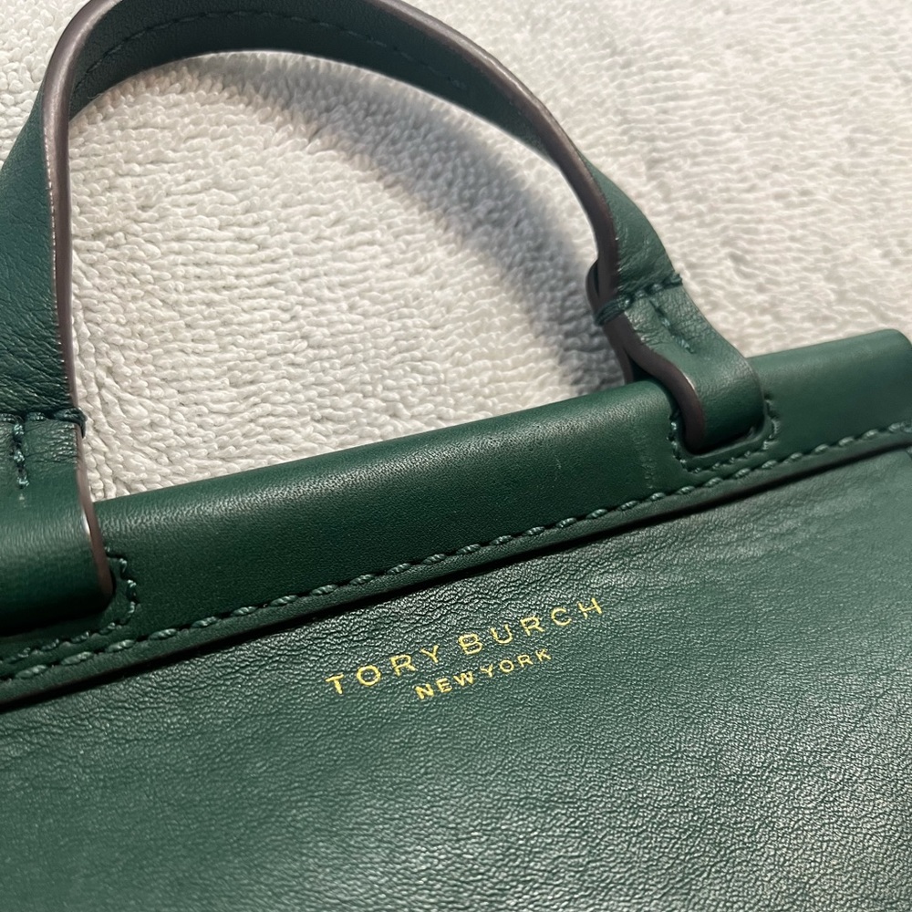 Tory Burch block t mini - Picture 2 of 11